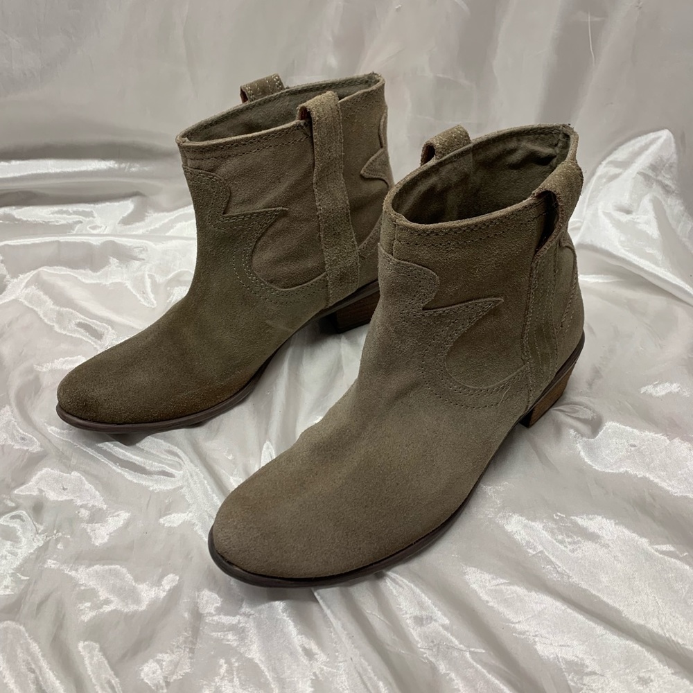 Lucky Brand Cowboy Boots